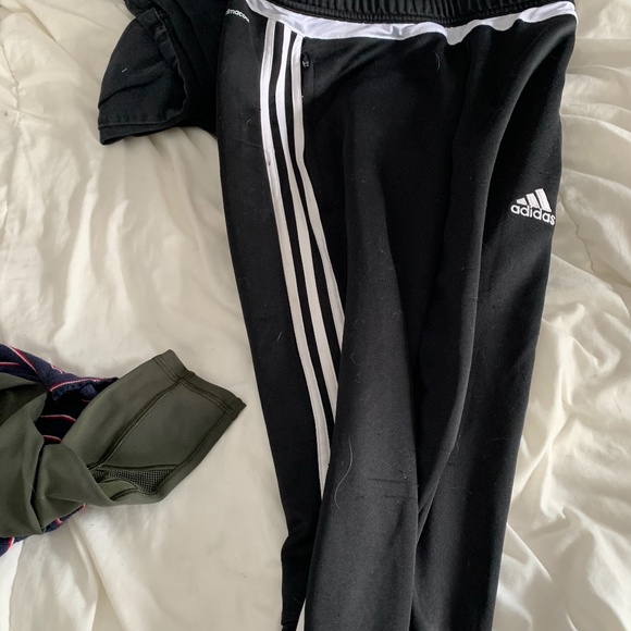 Adidas Jogges - Picture 5 of 7